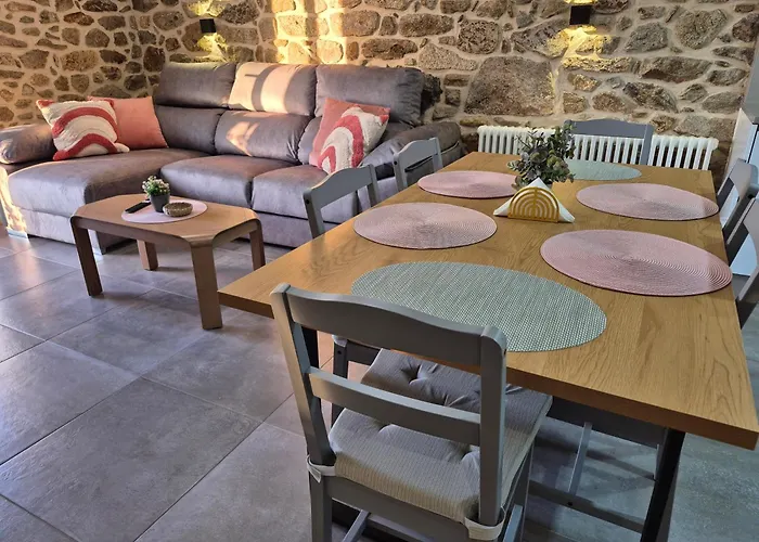 A Luz Do Faro Tatil Evi Os Muinos